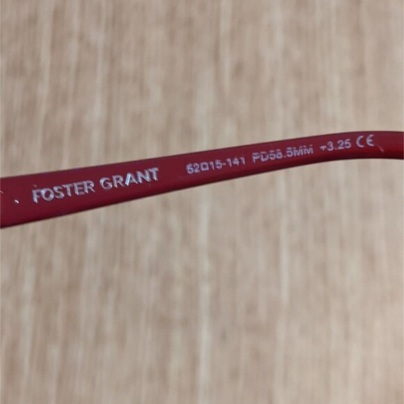 FOSTER GRANT READERS 3.25 with Case - Picture 4 of 5